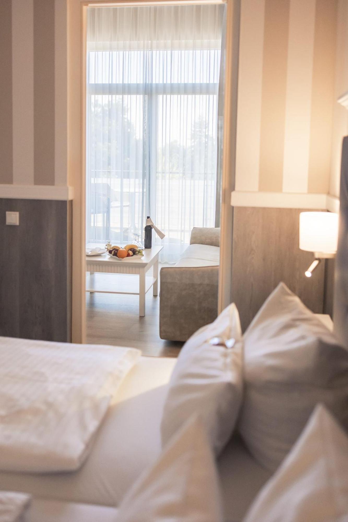 Resort Hotel IV Jahreszeiten Zingst Dış mekan fotoğraf